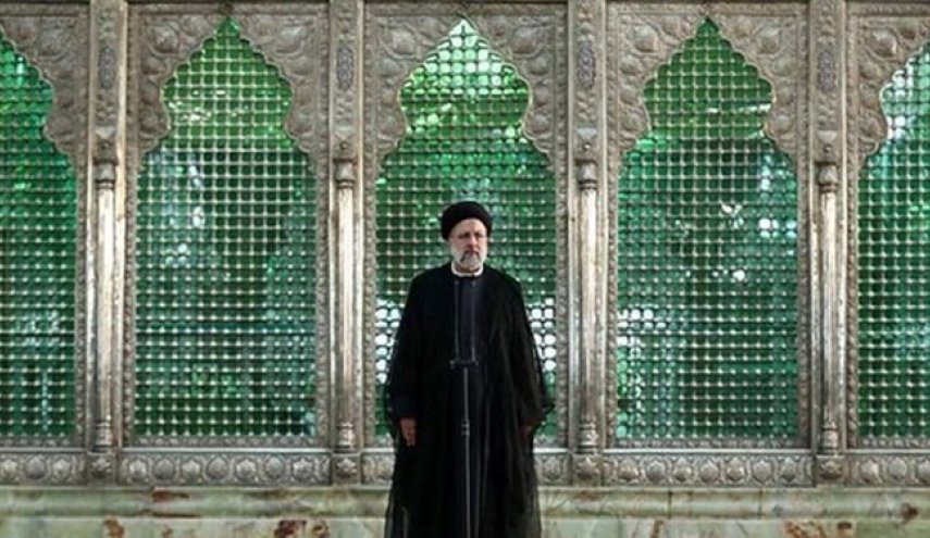 الحكومة الايرانية تجدد العهد مع مبادئ الامام الخميني (طاب ثراه)