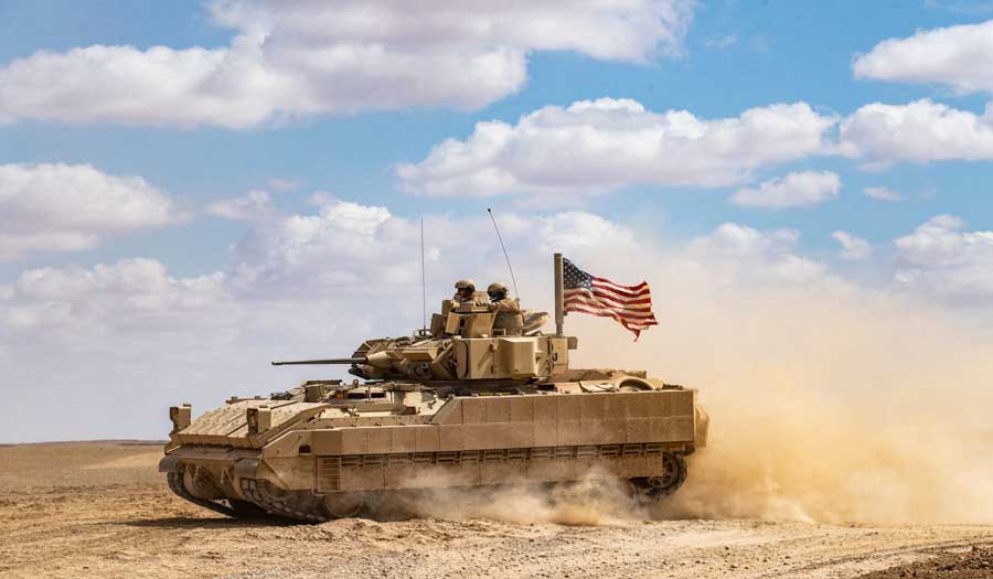 أمريكا تعلن استهداف مواقع للجيش السوري في دير الزور
