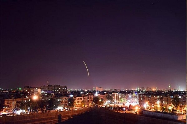 الدفاعات الجوية السورية تتصدى لعدوان اسرائيلي