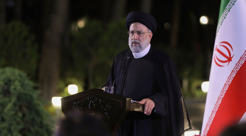 الرئيس الايراني: العدو لا يريد رؤية تقدمنا وتطورنا
