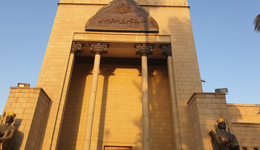 السفارة الايرانية في بغداد تطلب من رعاياها عدم السفر الى الكاظمية وسامراء