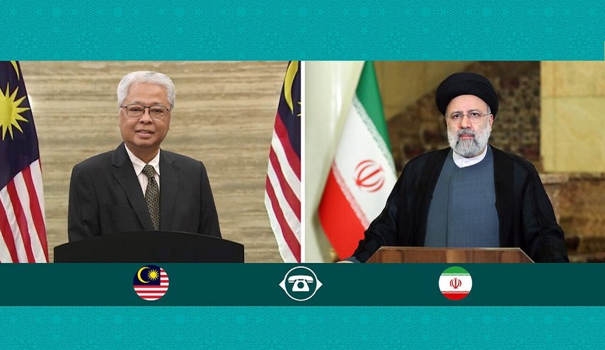 الرئيس الإيراني يبحث مع رئيس وزراء ماليزيا العلاقات الثنائية