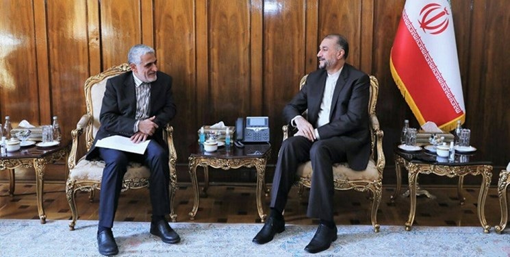 طهران.. السفير إيرواني يلتقي أمير عبد اللهيان قبل توجهه إلى نيويورك