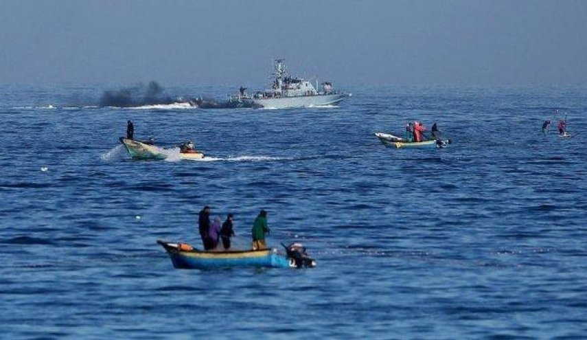 قوات الاحتلال الصهيوني تعتقل 4 صيادين في بحر غزة