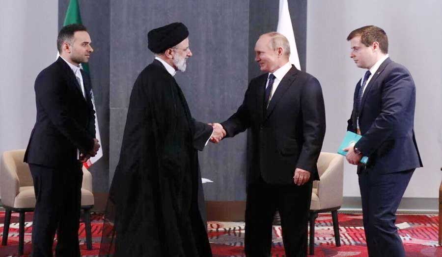 اجتماع الرئيسان الإيراني والروسي: تأكيد على تطور العلاقات الاستراتيجية