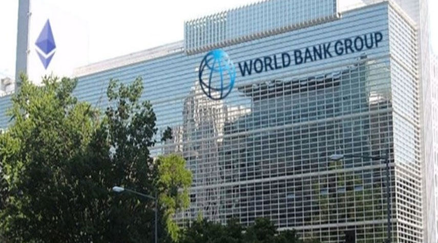 البنك الدولي يحذر من ركود "مدمر" ويقول: هناك دول بدأت بالفعل في الإنهيار