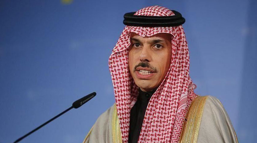 وزير الخارجية السعودي يطلق مزاعم واهية عن المسيرات الإيرانية