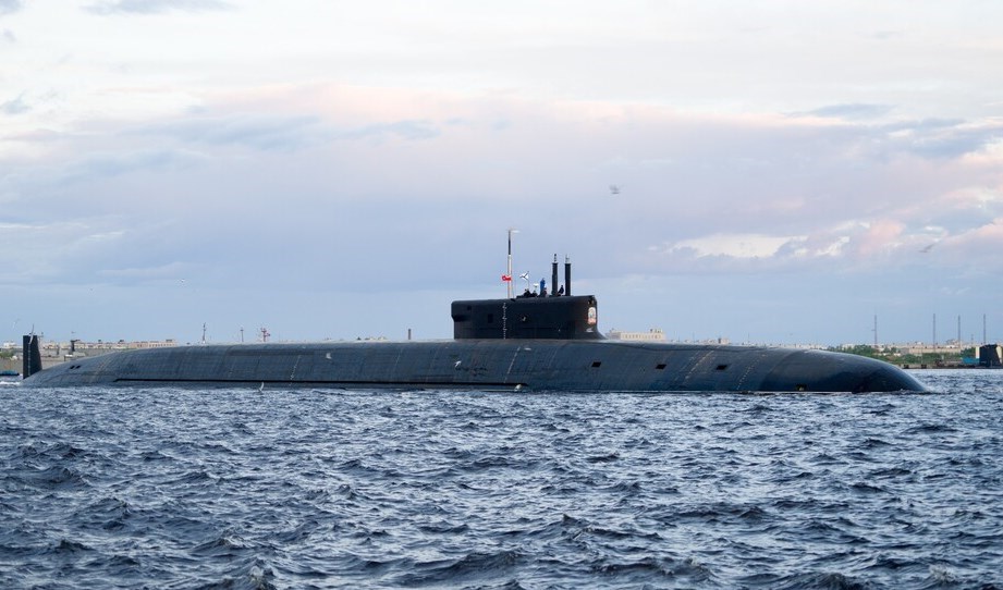 روسيا تعزز أسطول المحيط الهادئ بغواصتين نوويتين