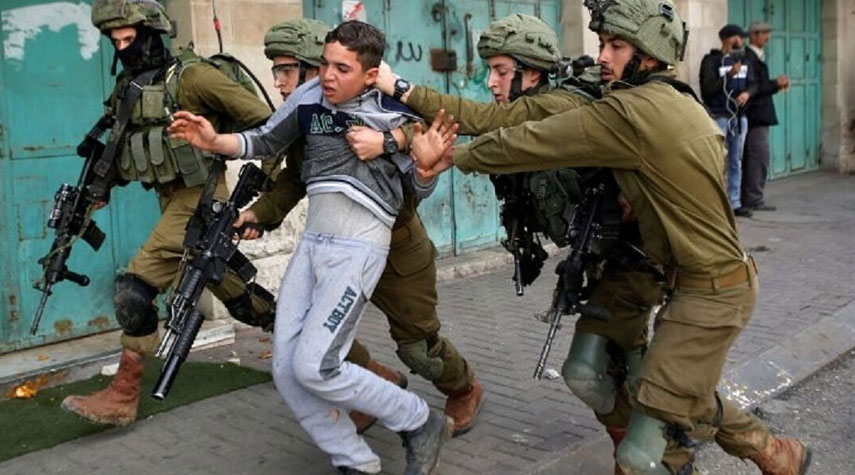 قوات الاحتلال تعتقل أطفالاً في القدس المحتلة