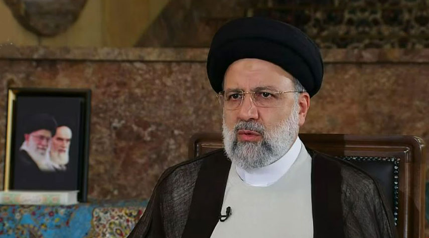 الرئيس الايراني يؤكد على الوحدة والتلاحم لمواجهة مؤامرات الاعداء