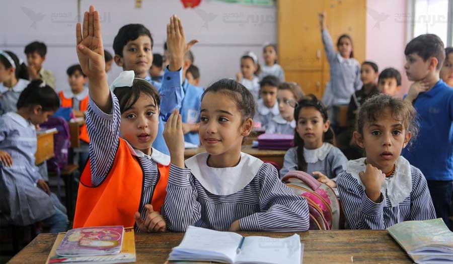 عشية بدء العام الدراسي.. تقرير يكشف عن أسباب تأخر طباعة المناهج الدراسية في العراق