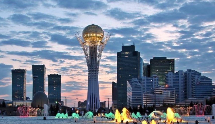 كازاخستان تحذر مواطنيها من السفر إلى أوكرانيا