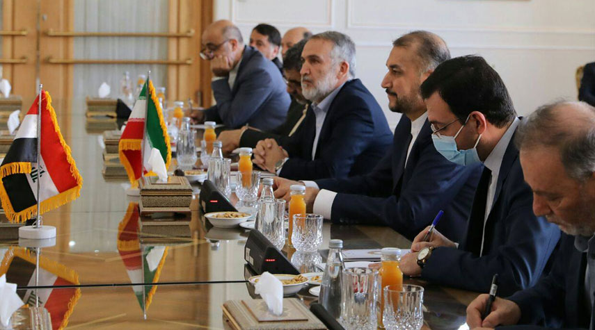 بالصور.. وزير الخارجية الإيراني يستقبل وفدا امنيا عراقيا