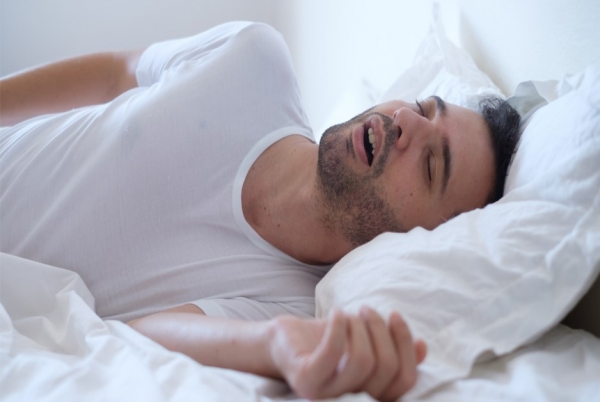 هل يؤدي الشخير للوفاة أثناء النوم ؟