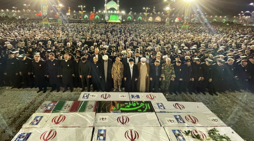 مراسم تشييع مهيبة لشهداء جريمة شاهجراغ الارهابية في مشهد