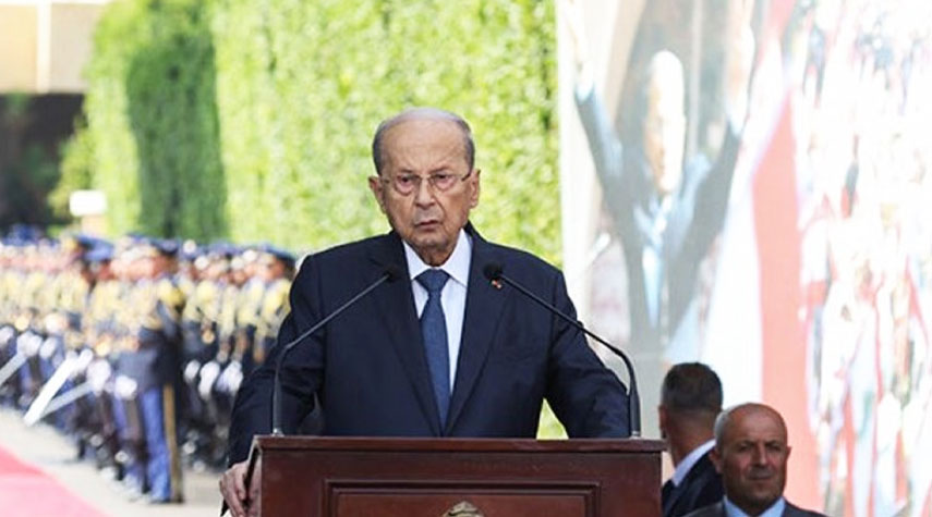 لبنان.. عون يغادر القصر الرئاسي بعد قبول إستقالة حكومة ميقاتي