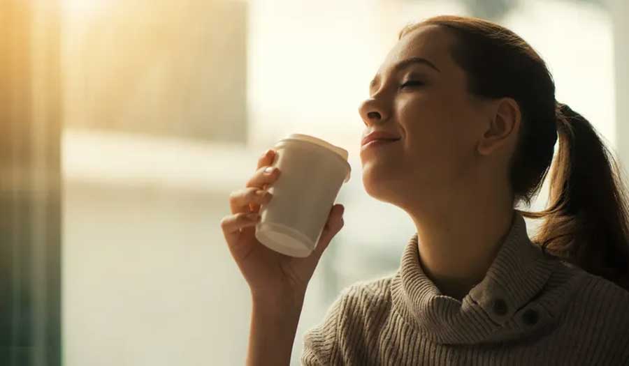باحثون: القهوة قد تحمي من فيروس كورونا