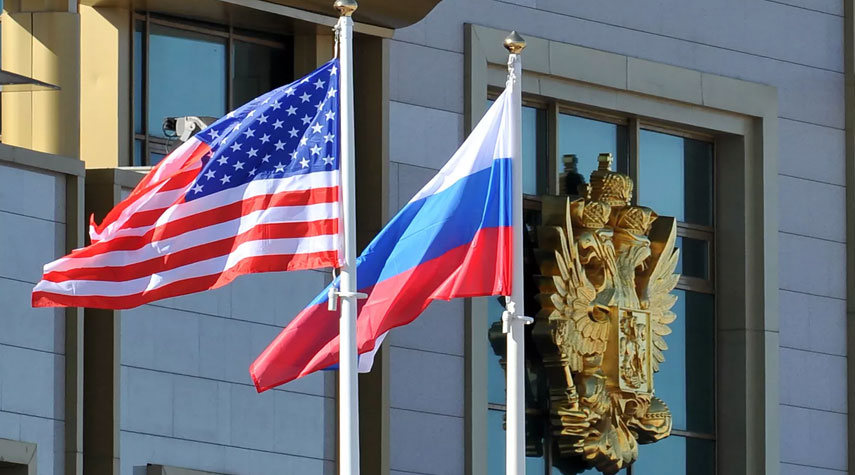 صحيفة تكشف عن محادثات أمريكية روسية غير مباشرة