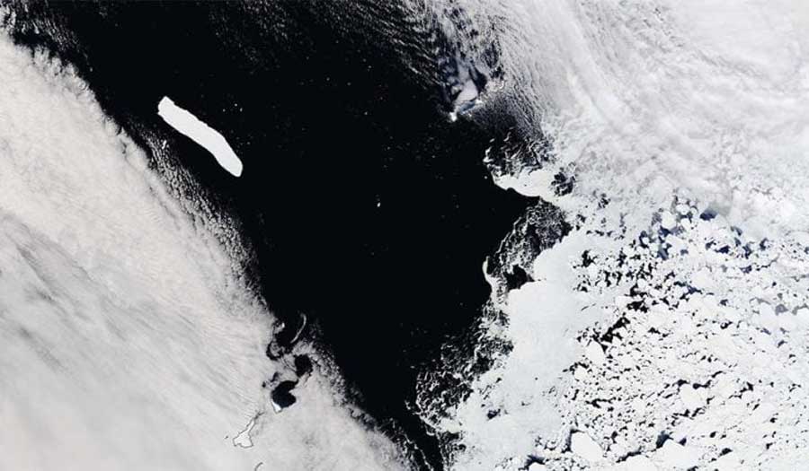 أكبر جبل جليدي في العالم يذوب ويتجه للاختفاء