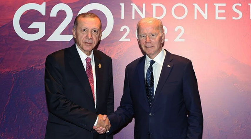 الرئيس الاميركي يلتقي نظيره التركي في اندونيسيا
