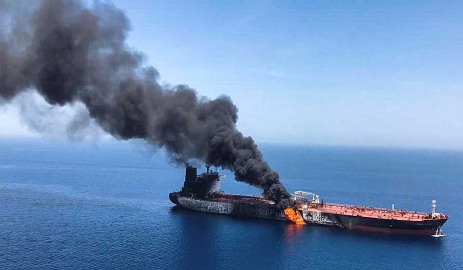 إيران: استهداف السفينة في خليج عُمان مسرحية إسرائيلية