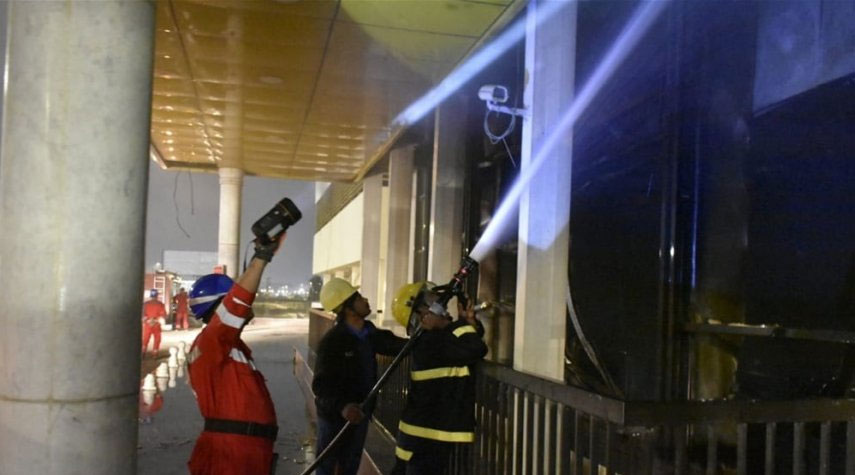 إخماد حريق التهم صالة نينوى في مطار بغداد الدولي