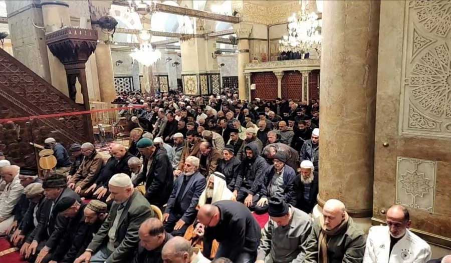 الآلاف يلبون نداء الفجر العظيم في المسجدين الأقصى والإبراهيمي