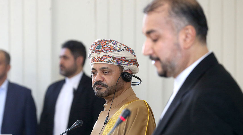 وزير خارجية عمان: نرفض أعمال العنف والإرهاب