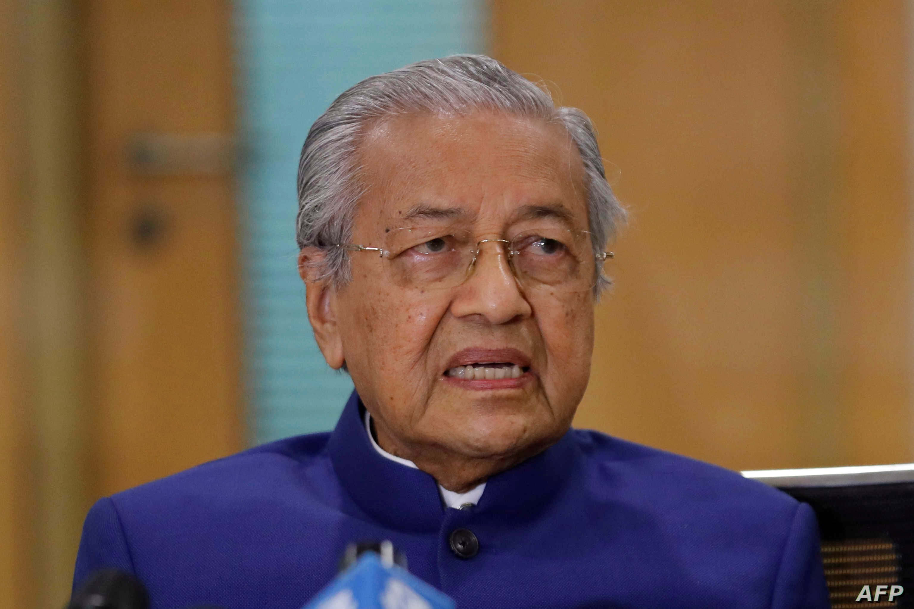 مهاتير يخسر مقعده في البرلمان الماليزي