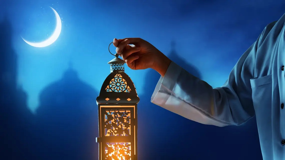 موعد شهر رمضان 1444 2023 حسب مواقيت الأهلة للسيد السيستاني