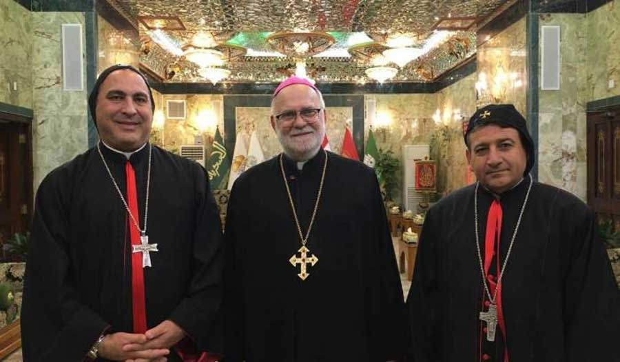 وفد مسيحي عربي يتشرف بزيارة العتبات المقدسة في العراق