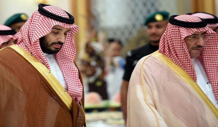 الغارديان تكشف تفاصيل جديدة حول انقلاب "بن سلمان" على ولي العهد السعودي السابق 
