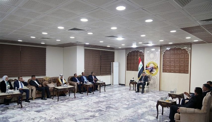 السوداني يشيد بدور العشائر العراقية في ترسيخ الأمن وصدّ الإرهاب