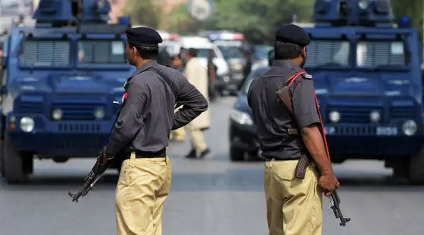 مقتل 3 من افراد الشرطة بهجوم مسلّح شمال غربي باكستان