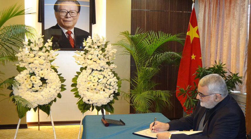 بروجردي: ايران والصين لديهما ارادة لتوسيع العلاقات الثنائية