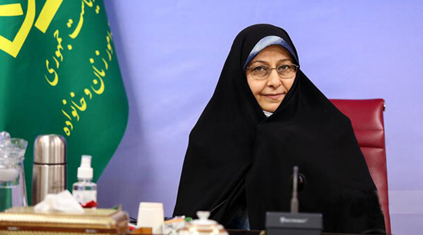 مسؤولة ايرانية: الغربيون يمارسون الدكتاتورية باسم المرأة