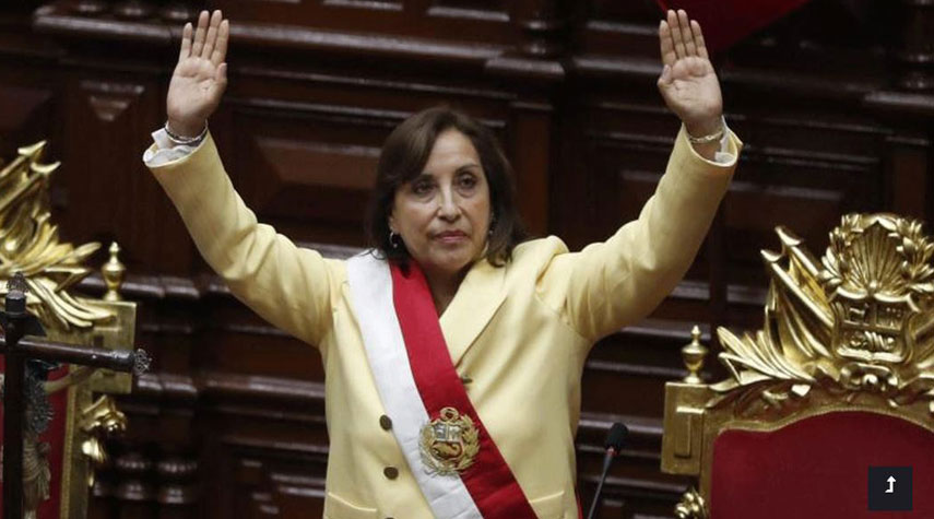 حكومة رئيسة البيرو الجديدة تؤدي اليمين الدستورية