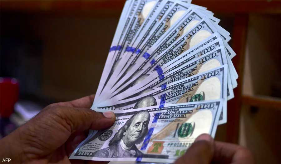 ارتفاع الدولار مع استمرار الضغوط التضخمية