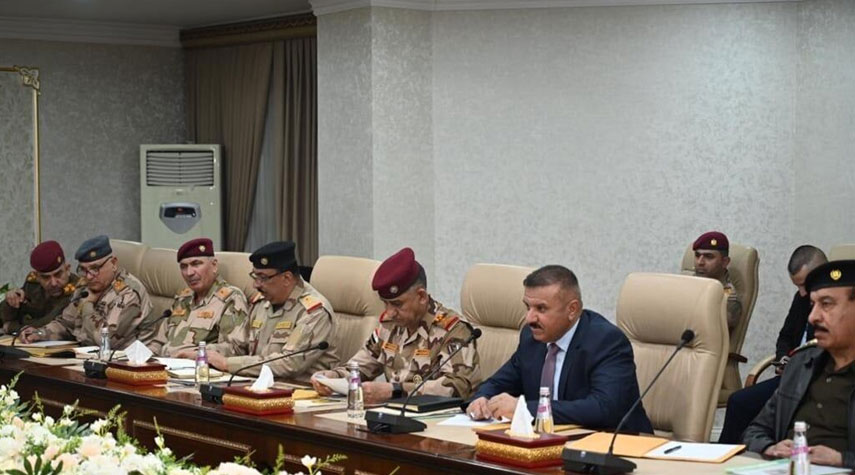 وزير الداخلية العراقي يؤكد ضرورة مسك الحدود مع تركيا وإيران