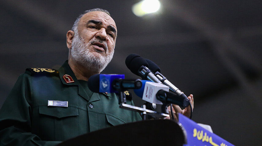 القائد العام لحرس الثورة: الشعب الإيراني اختار أن يكون قويا