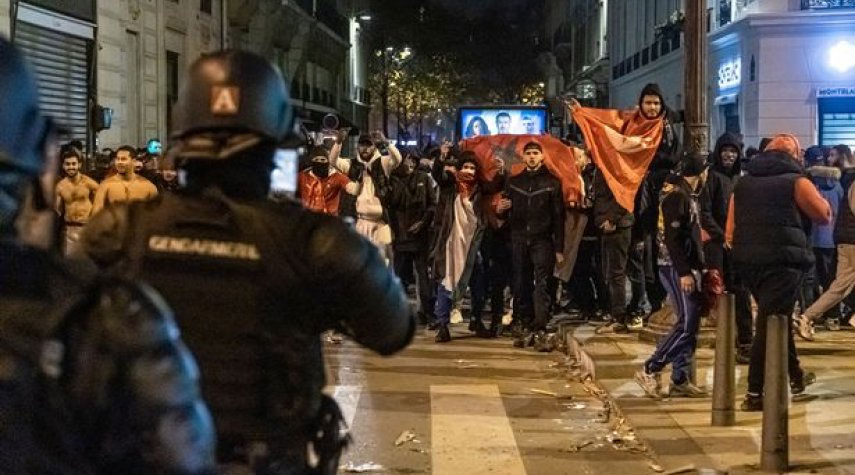 أعمال عنف في فرنسا وبلجيكا بين الجماهير الفرنسية والمغربية