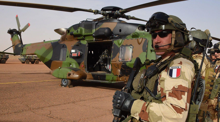 فرنسا تعلن انتهاء سحب جنودها من جمهورية إفريقيا الوسطى