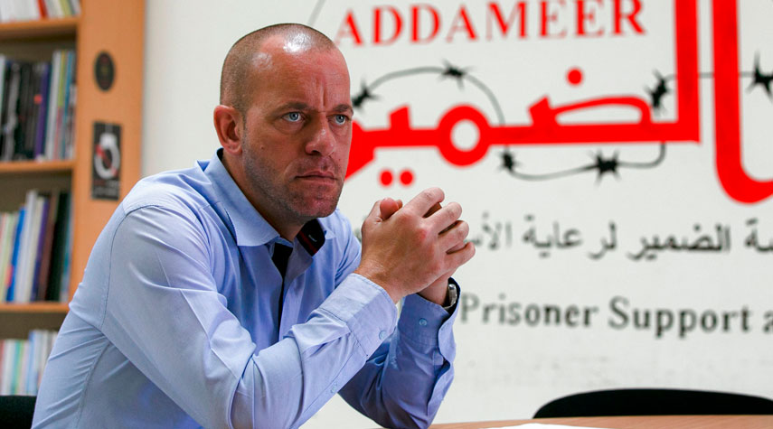 كيان الاحتلال يُرحِّل رسمياً المحامي الفلسطيني صلاح الحموري إلى فرنسا