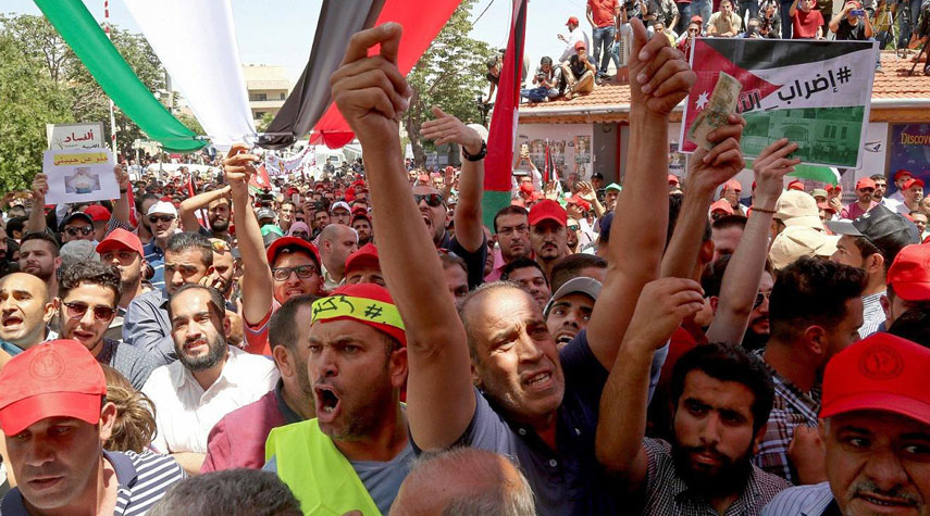 الأردن: توتر وحذر في ظل استمرار الاحتجاجات 