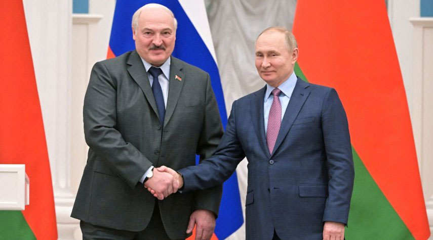 الرئيس الروسي يصل إلى مينسك ويلتقي نظيره البيلاروسي