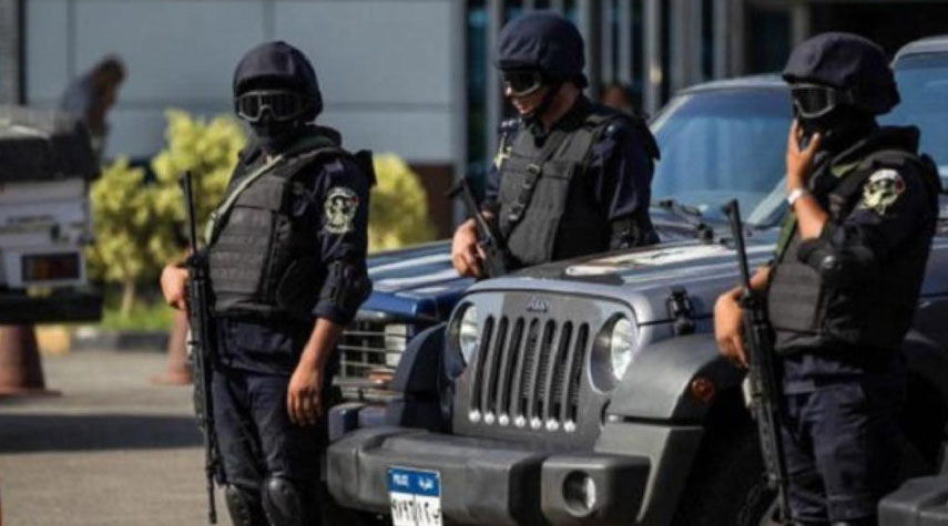 مقتل 3 من الأمن المصري في اشتباك مع عناصر مجهولة في الإسماعيلية