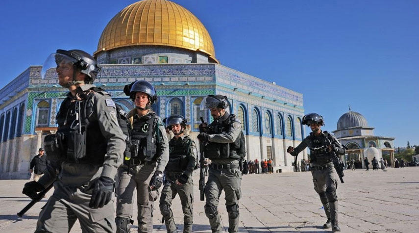 شرطة الاحتلال تعلن حالة التأهب في المسجد الأقصى