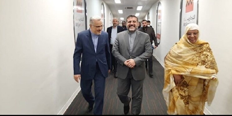 وزير الثقافة الإيراني يصل العاصمة الموريتانية
