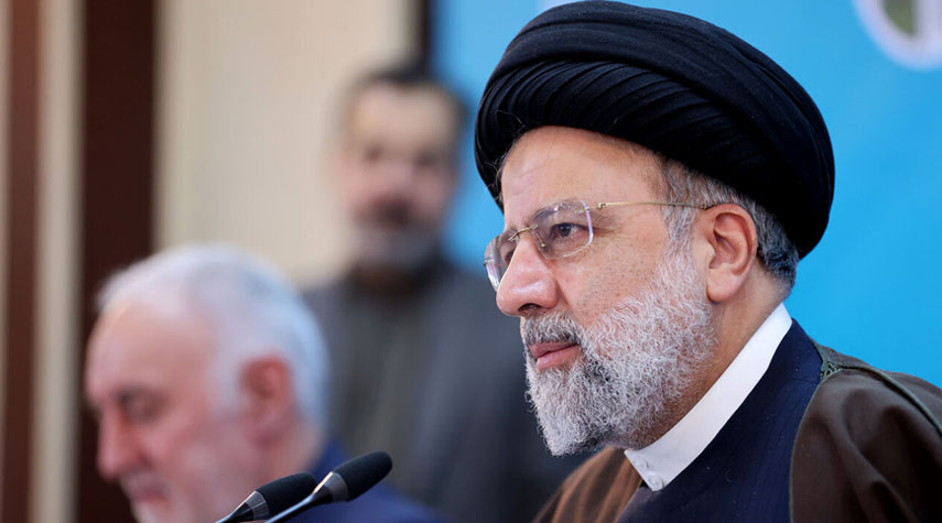الرئيس الإيراني يؤكد ضرورة زيادة الإنتاجية لتحقيق النمو الإقتصادي