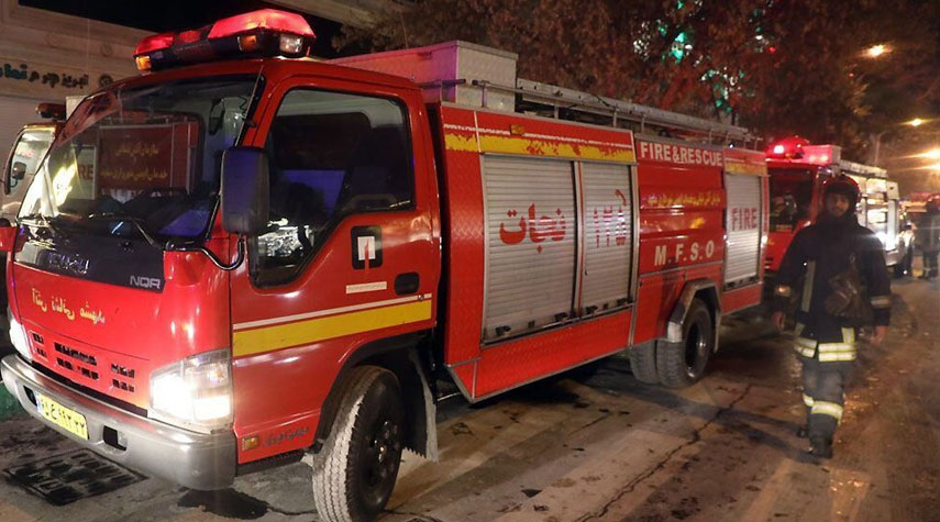 إنقاذ 50 شخصاً من حريق بفندق في مدينة مشهد